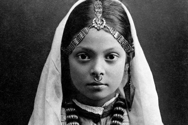 Piercing: Symbol otroctva, z ktorého sa stal módny hit a nástroj sebavyjadrenia