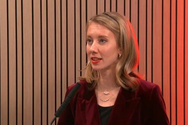 Europoslankyňa Yar u Braňa Závodského: Robert Fico nás svojou politikou ťahá preč od európskeho stola