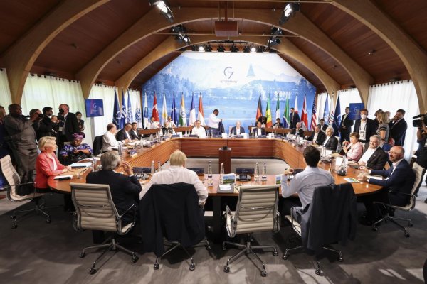 Skupina G7 sľubuje solidaritu s Ukrajinou tak dlho, ako to bude potrebné
