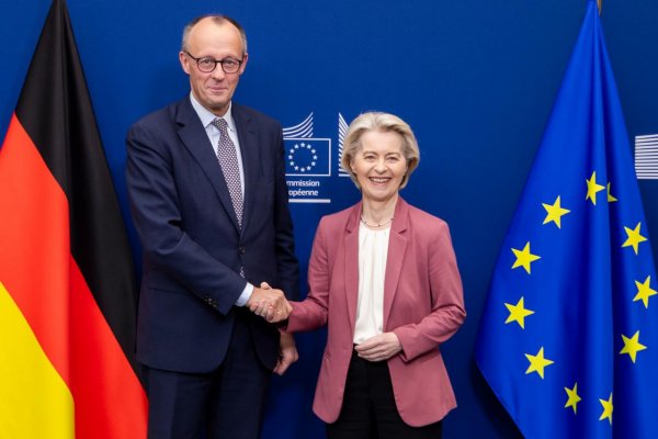 Lídri siedmich krajín EÚ žiadajú rýchlu dohodu o reparačnej pôžičke pre Ukrajinu