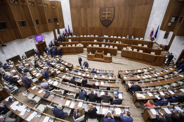 Pre výpadok poslancov pravdepodobne nebude schôdza ani tento týždeň