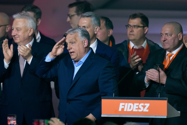 Pôjde Orbán do väzenia? Magyar upozornil na inštalatéra, bohatšieho ako kráľovská rodina