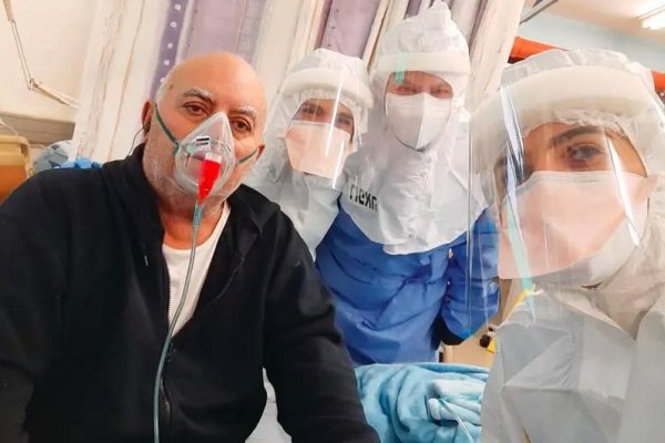 90% pacientov s covid-19, ktorí boli liečení novým izraelským liekom, prepustili do piatich dní