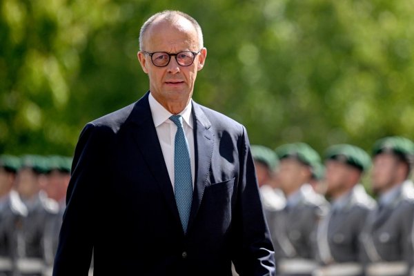 Merz: Putin sa schôdzke so Zelenským vyhýba. Podľa Stubba ide o taktiku