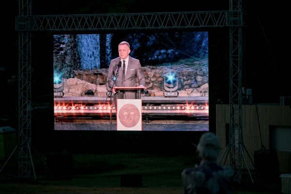 Premiér vystúpil prvýkrát od atentátu na verejnosti — čo to znamená podľa Eugena Kordu