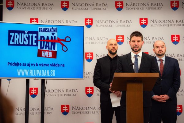 Opozícia: Slovenská ekonomika sa prepadne ešte hlbšie, vláda neukázala žiadne šetrenie