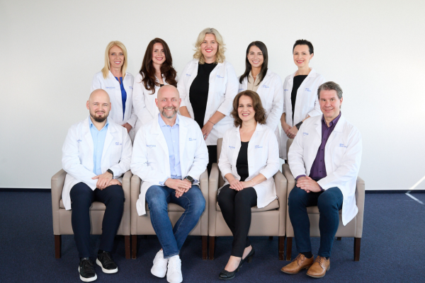 Klinika, kde si lekári nechávajú operovať oči u vlastných kolegov 