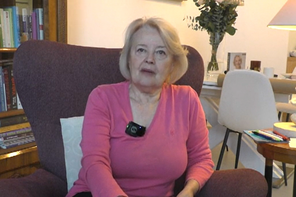 Magda Vášáryová o ženách, ktoré v besedách porážajú Ficove čivavy