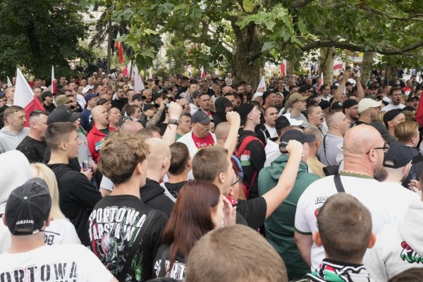 Proti imigračnej politike vlády v Poľsku protestovali tisíce ľudí