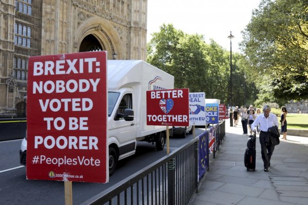 Británia zvyšuje financie na tvrdý brexit, vyčlení ďalšie dve miliardy libier