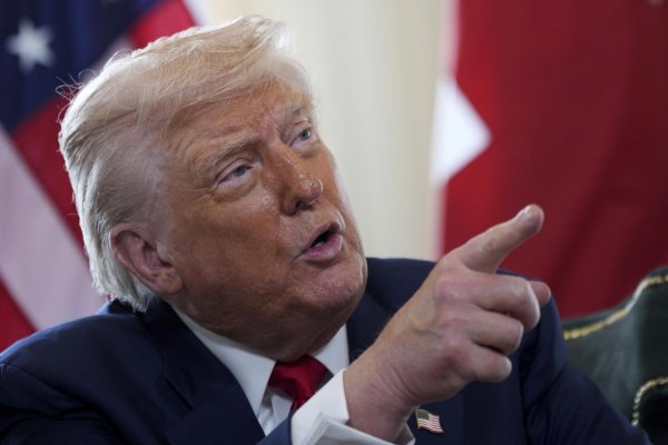 Trump tvrdí, že odmietol pozvanie na súkromný ostrov Jeffreyho Epsteina