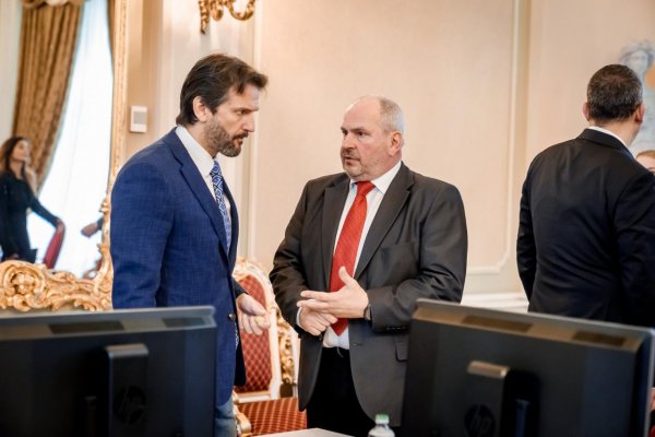 Hlas nebude hlasovať s opozíciou pri odvolávaní ministra