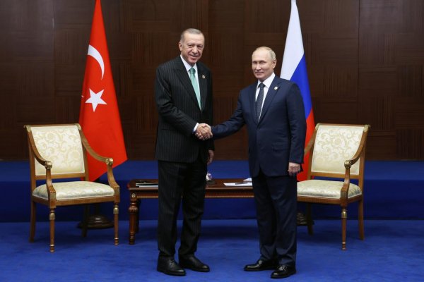 Putin sa stretol s Erdoganom, zvažuje vybudovanie plynovodného uzla v Turecku