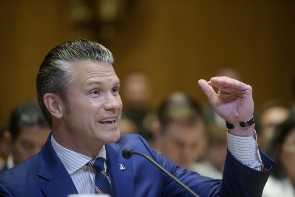 Minister obrany USA nevylúčil možnosť invázie do Grónska a Panamy