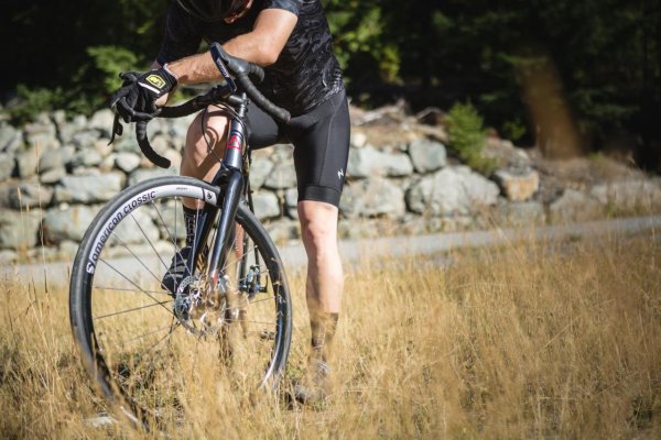 Gravel bicykel Fuji Jari – chameleón na všetko