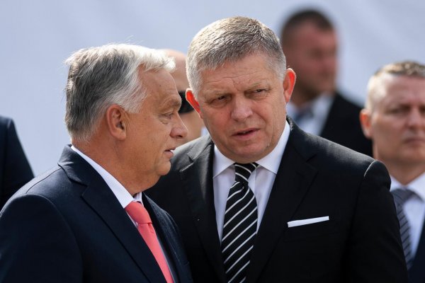 Fico rokuje s Orbánom o vstupe strany Smer-SD do frakcie Patrioti pre Európu