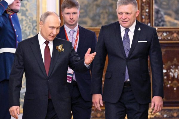 Boja sa niektorí vládni predstavitelia, že sa mladí naučia kriticky myslieť?