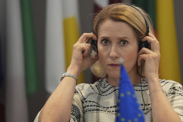 Kallasová kritizuje nočný ruský útok na Ukrajinu, žiada väčší medzinárodný tlak