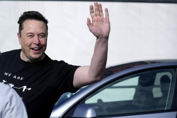 Musk: Ketamín je užitočný, pomáha rozptýliť negatívne myšlienky