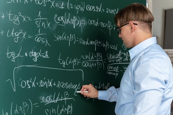 .mladí: Čo len z teba bude? Aplikovaná matematika – štatistika a dátová veda​ 