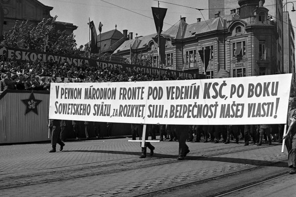 Hríb, Mojžiš: Kto nás oslobodil?