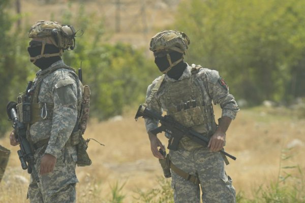 Kurdskí povstalci ničia zbrane, chcú sa vrátiť do Turecka a zapojiť sa do politiky