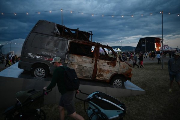 Slováci a Češi za mesiac vyzbierali viac ako 355-tisíc eur na nákup sanitiek pre Ukrajinu