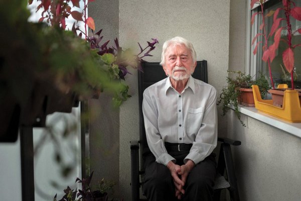 Ladislav Kováč: Po páde komunizmu sme mali paralelne s ekonomikou reparovať mravné poškodenie spoločnosti