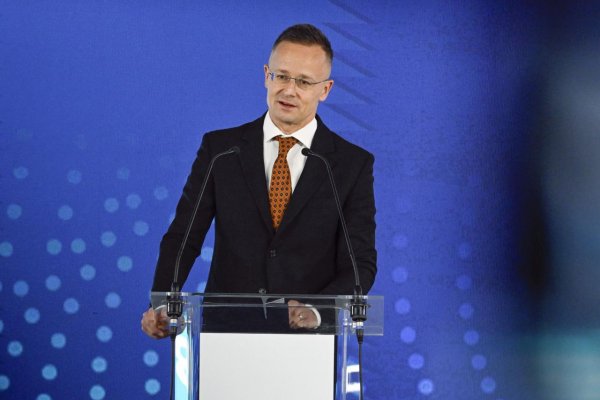 Szijjártó: Maďarsko by mohlo podporiť sankcie voči Moskve