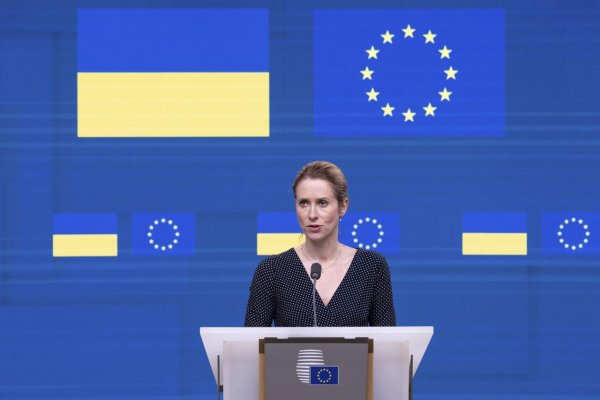 EÚ tvrdí, že chce vidieť dôkaz o zastavení agresie Ruska na Ukrajine