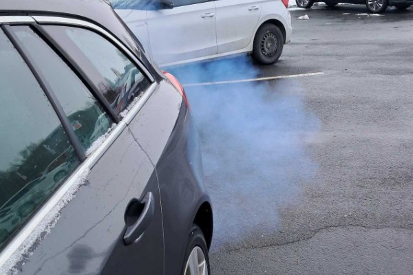 Historky z podsvetia jazdeniek: zatajené havárie, viackrát stočené kilometre či dym v kabíne