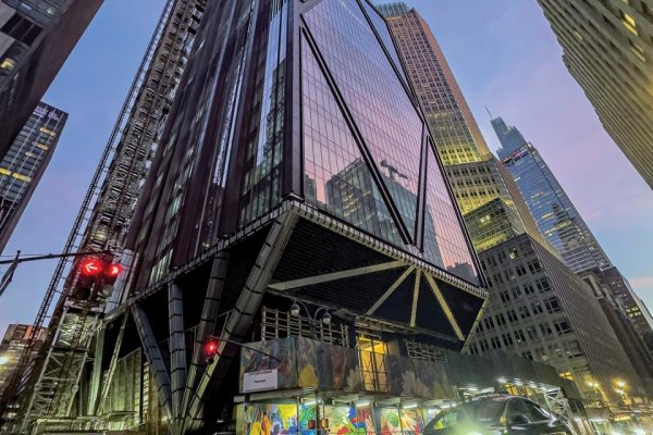 Krízy gigantov a nové príležitosti