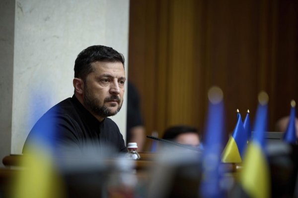 Zelenskyj vyzval na sprísnenie opatrení proti predaju komponentov Rusku