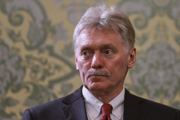 Peskov tvrdí, že samit Putina so Zelenským nebude skoro