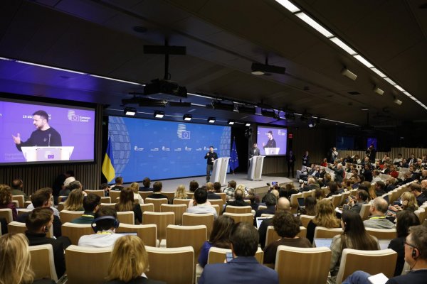 Lídri EÚ odsúdili hybridné útoky Ruska a zdôraznili potrebu rozširovania